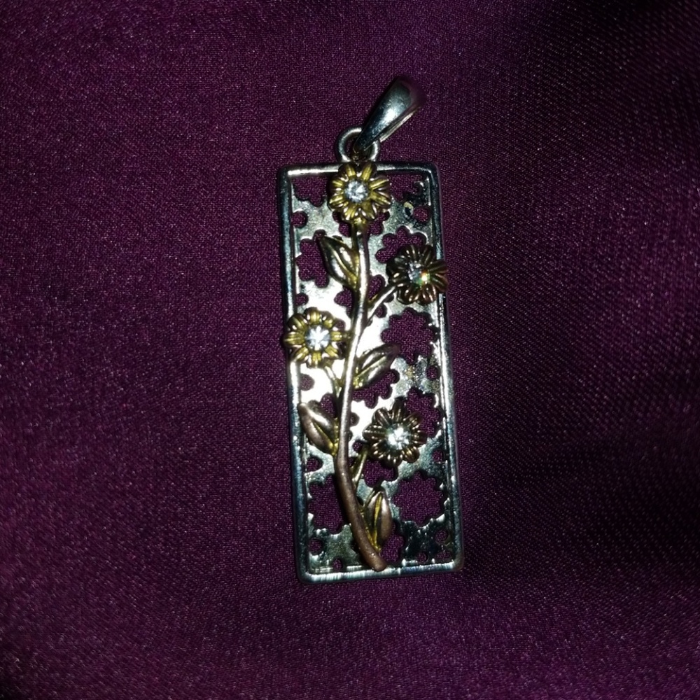 Floral pendant- unique costume jewelry
